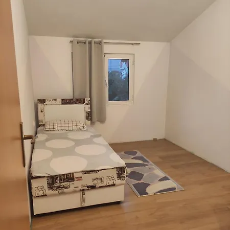 Podgorica Home Apartment *